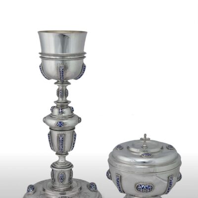 Cáliz y Patena Copón con cabujones en esmalte a fuego