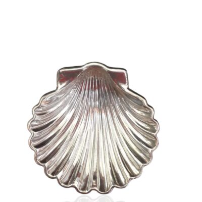 Concha de bautismo sin cruz. Plata