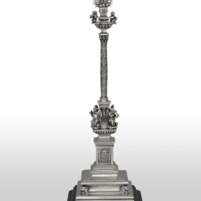 monumento de la virgen del triunfo en plata ornamentada joyeria-plata-granada