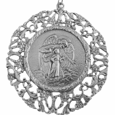 medalla de cuna en plata de ley con ángel de la guarda y niño jesús.
